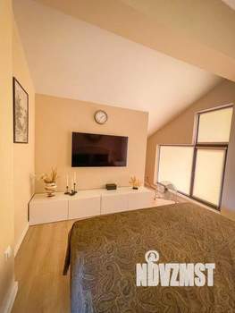 Дом 200м², 2-этажный, участок 6 сот.