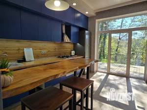 Дом 140м², 2-этажный, участок 6 сот.