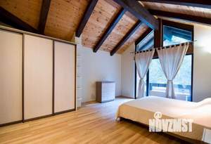 Дом 350м², 2-этажный, участок 7 сот.