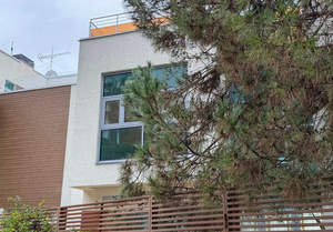 Дом 710м², 5-этажный, участок 8 сот.