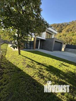 Коттедж 420м², 2-этажный, участок 5 сот.