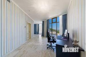 Дом 1200м², 2-этажный, участок 21 сот.