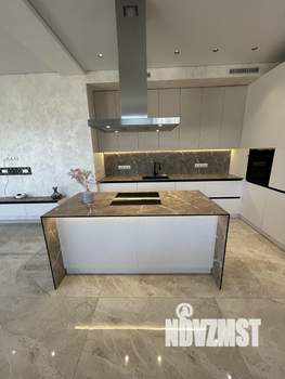 Коттедж 280м², 4-этажный, участок 4 сот.