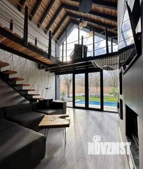 Дом 60м², 2-этажный, участок 5 сот.