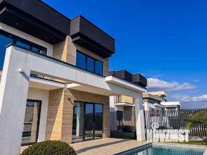 Дом 288м², 2-этажный, участок 5 сот.