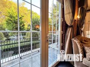 Коттедж 240м², 3-этажный, участок 7 сот.