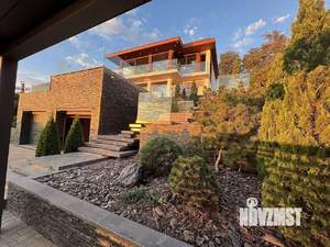 Дом 192м², 2-этажный, участок 6 сот.