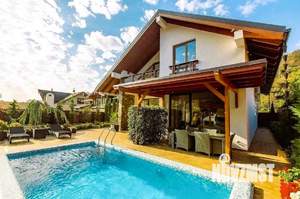 Дом 250м², 2-этажный, участок 12 сот.