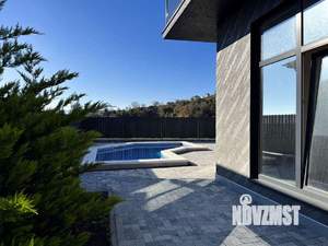 Дом 204м², 3-этажный, участок 4 сот.