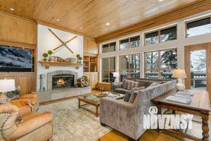 Дом 470м², 2-этажный, участок 30 сот.