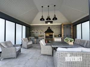 Дом 350м², 3-этажный, участок 8 сот.