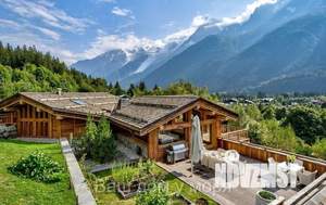 Дом 600м², 2-этажный, участок 20 сот.