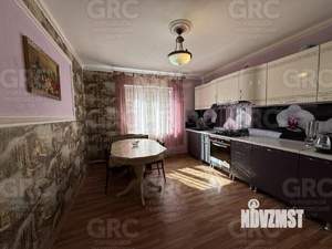 Дом 270м², 2-этажный, участок 4 сот.