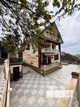 Дом 304м², 3-этажный, участок 8 сот.