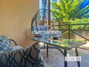 Таунхаус 198м², 3-этажный, участок 3 сот.