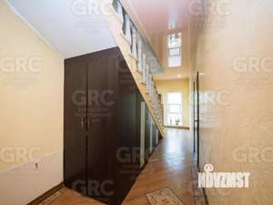 Дом 240м², 2-этажный, участок 10 сот.