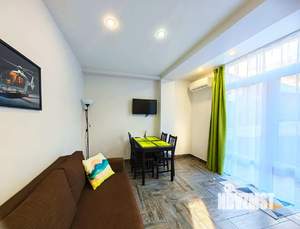 Дом 350м², 2-этажный, участок 6 сот.