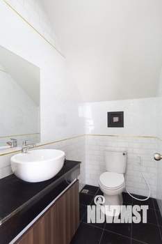 Дом 199м², 2-этажный, участок 7 сот.