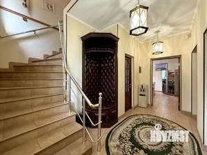 Дом 300м², 4-этажный, участок 12 сот.