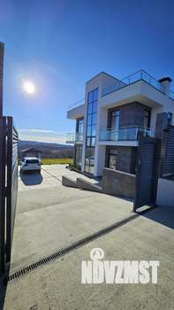 Дом 260м², 2-этажный, участок 7 сот.