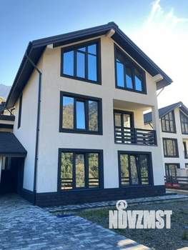 Дом 219м², 3-этажный, участок 4 сот.