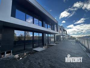 Коттедж 220м², 2-этажный, участок 4 сот.