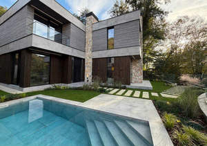 Дом 300м², 2-этажный, участок 6 сот.