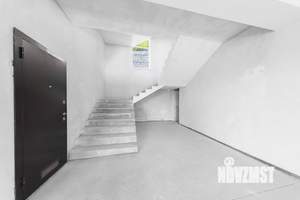 Дом 450м², 3-этажный, участок 10 сот.