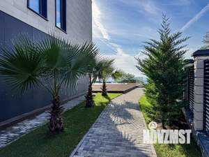 Дом 350м², 3-этажный, участок 10 сот.