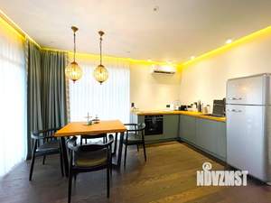 Дом 280м², 2-этажный, участок 7 сот.