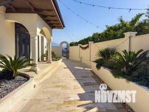 Дом 254м², 2-этажный, участок 7 сот.