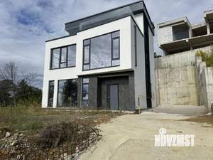 Коттедж 220м², 3-этажный, участок 4 сот.