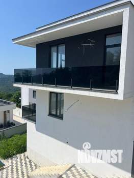 Дом 288м², 3-этажный, участок 5 сот.