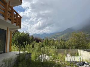 Дом 300м², 3-этажный, участок 5 сот.