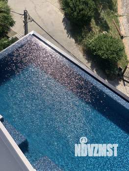 Коттедж 520м², 3-этажный, участок 5 сот.