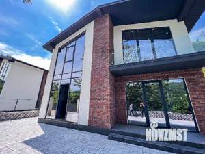 Дом 170м², 2-этажный, участок 3 сот.