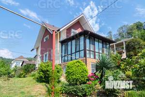 Дом 200м², 2-этажный, участок 10 сот.