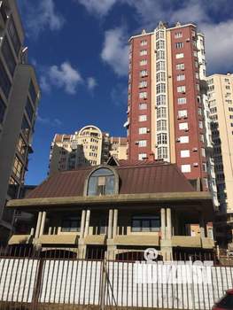 Коттедж 350м², 3-этажный, участок 7 сот.