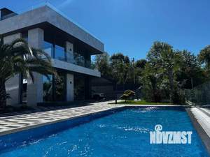 Дом 240м², 2-этажный, участок 99 сот.