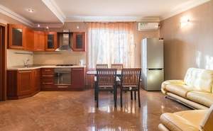 Дом 656м², 2-этажный, участок 9 сот.