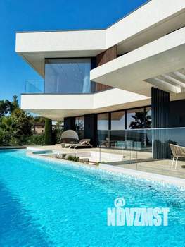 Дом 400м², 2-этажный, участок 8 сот.