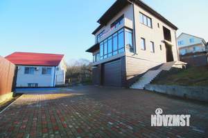 Дом 253м², 3-этажный, участок 4 сот.