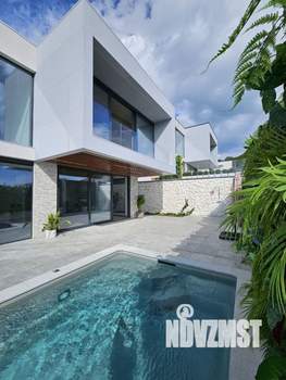 Коттедж 244м², 2-этажный, участок 10 сот.