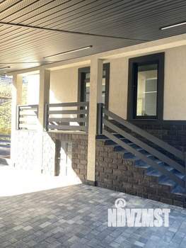 Дом 219м², 3-этажный, участок 4 сот.