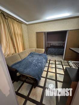 Дом 200м², 3-этажный, участок 1 сот.