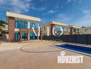 Дом 196м², 2-этажный, участок 5 сот.