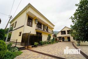 Дом 630м², 3-этажный, участок 10 сот.