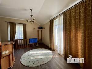 Дом 136м², 3-этажный, участок 8 сот.