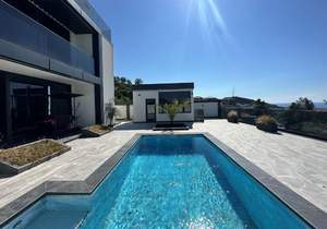 Дом 280м², 3-этажный, участок 5 сот.