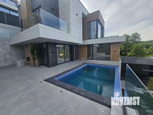 Дом 270м², 2-этажный, участок 6 сот.